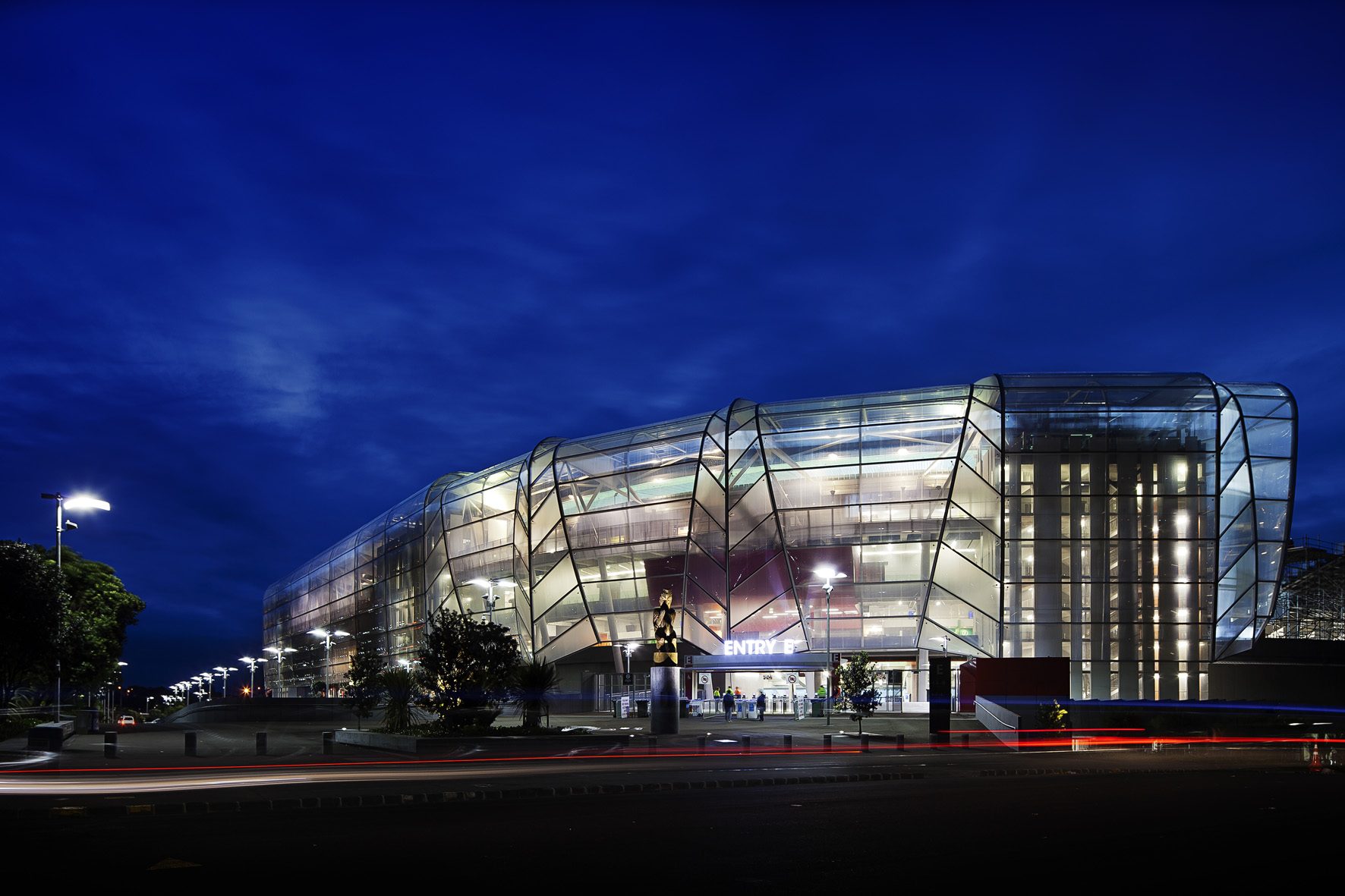 The design of the new stand creates a softened visual for the stadium reducing the mass of the building within its residential context