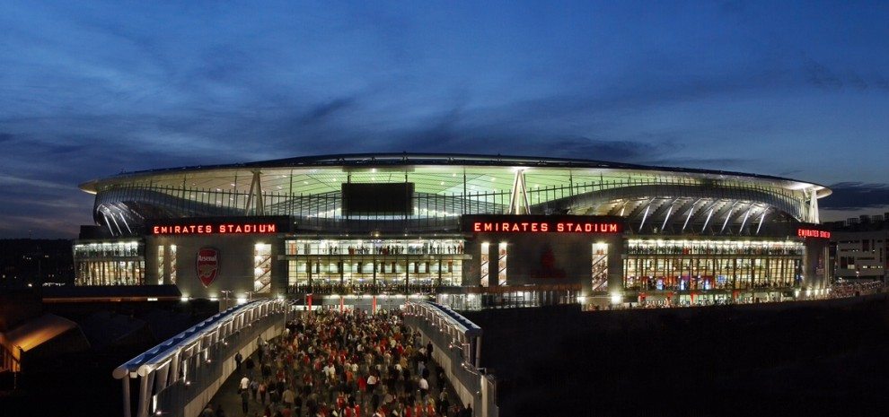 Emirates-Stadium-opens-%C2%A9-Hufton+Crow-990x465.jpg