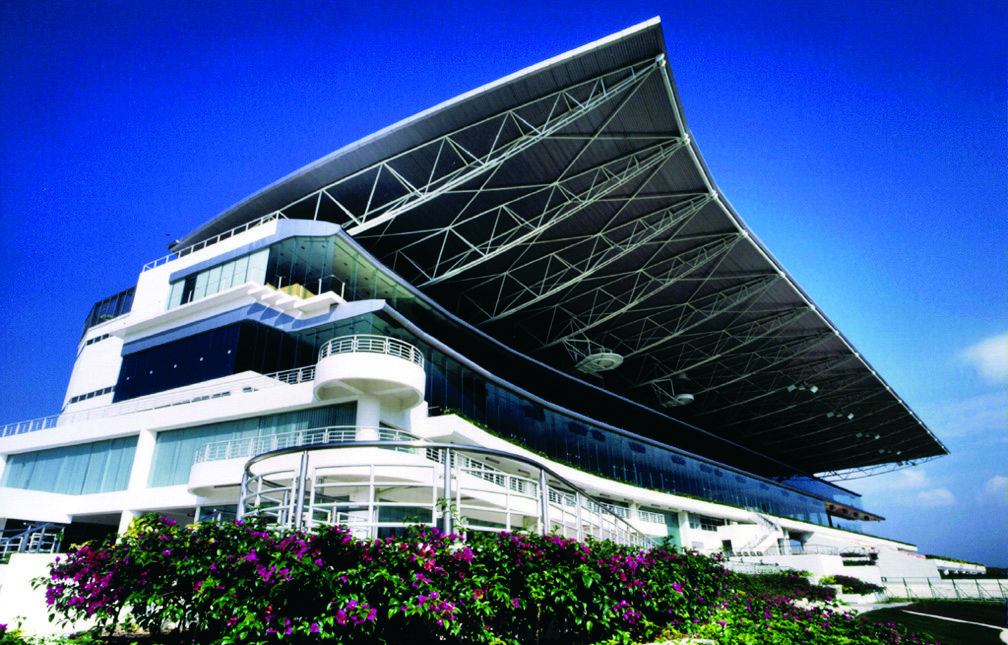 Populous designed the Royal Selangor Racecourse with local architects TR Hamzah &Yeang - the design maximises flexibility of events