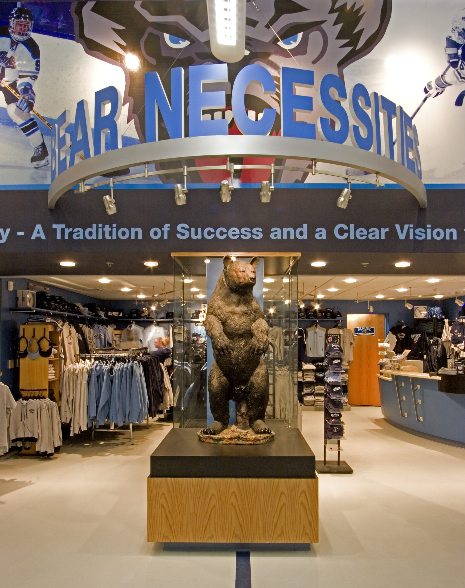 A new hall of fame & team store showcase the University's hockey program.