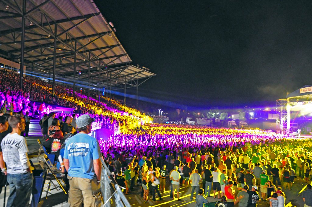 populous dakota fair state north grandstand serves patrons round events its year fairground