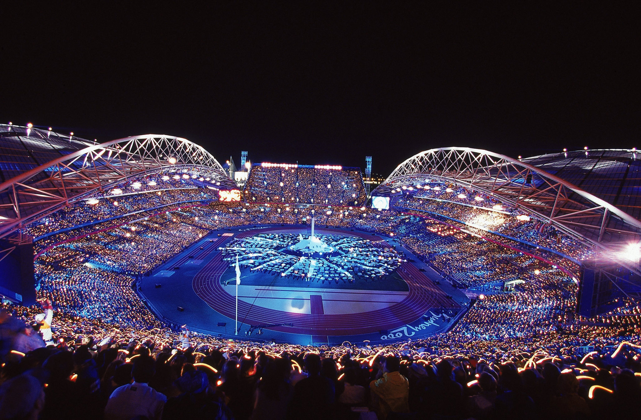 Year stadia. Олимпийский стадион Австралия. Олимпийские игры в Сиднее 2000. Стадион Австралия Сидней.